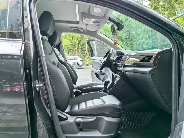 Volkswagen Tharu — Фото автомобиля 16
