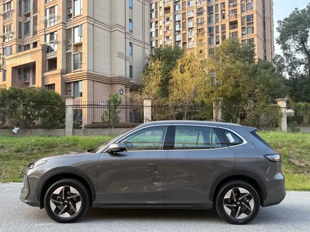 Geely Galaxy E5 — Фото автомобиля 4
