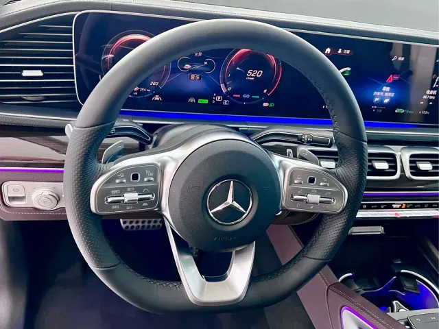 Mercedes-Benz GLS-Class — Фото автомобиля 16