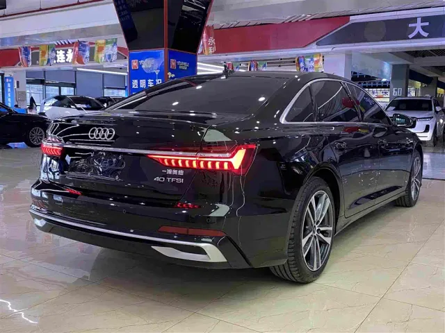 Audi A6L — Фото автомобиля 16
