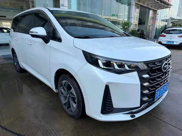 Фотография автомобиля — GAC Trumpchi M6