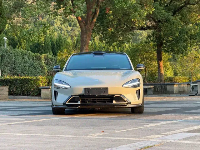 Xiaomi SU7 — Фото автомобиля 4