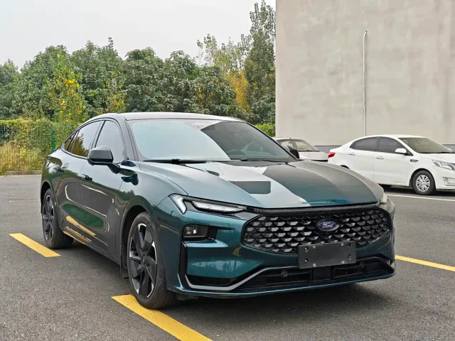 Ford Mondeo — Фото автомобиля 2