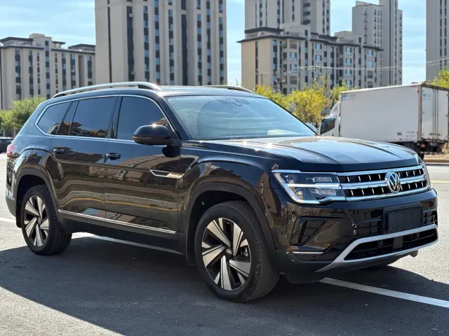 Фотография автомобиля — Volkswagen Teramont