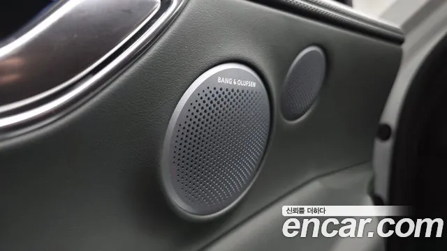 Genesis GV80 2.5T Бензин AWD — Фото автомобиля 16