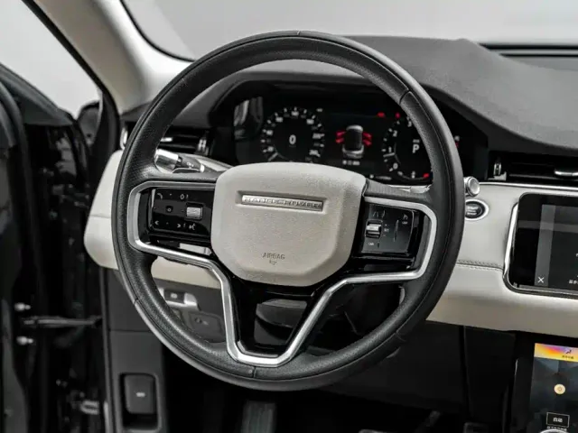 Land Rover Range Rover Evoque 2021 Range Rover Evoque L 249PS R-Dynamic First Edition Launch Edition — Фото автомобиля 30