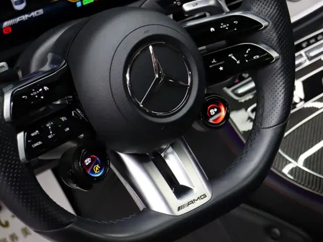 Mercedes-Benz E-Class AMG — Фото автомобиля 10