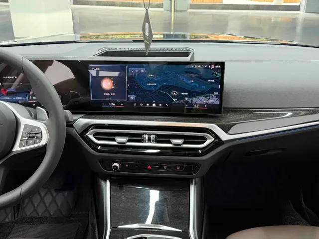 BMW 3 Series — Фото автомобиля 20