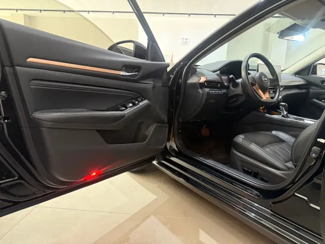 Nissan Teana — Фото автомобиля 4