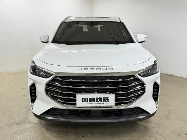 Jetour X70 Plus — Фото автомобиля 2