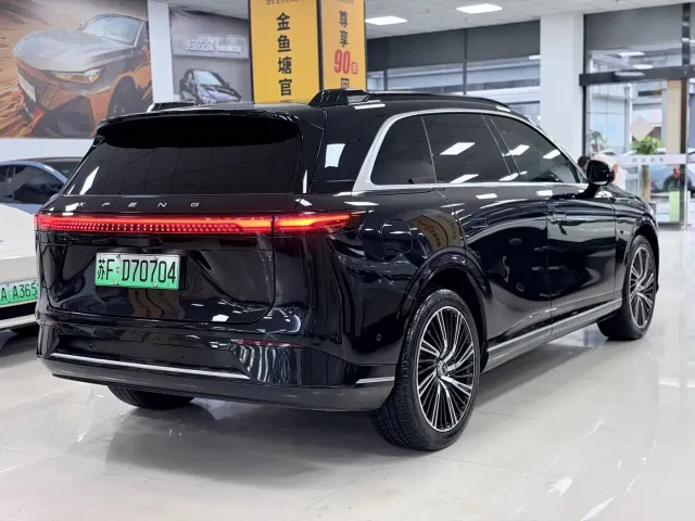 Xpeng G9 — Фото автомобиля 4