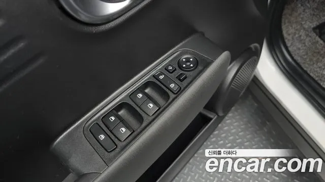 Hyundai Casper Casper Essential — Фото автомобиля 15