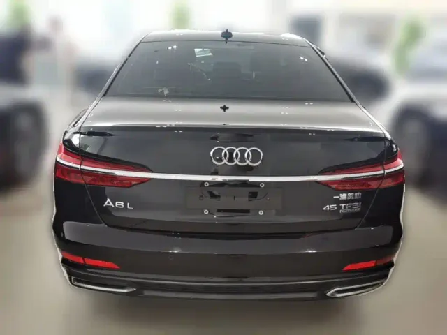 Audi A6L — Фото автомобиля 7
