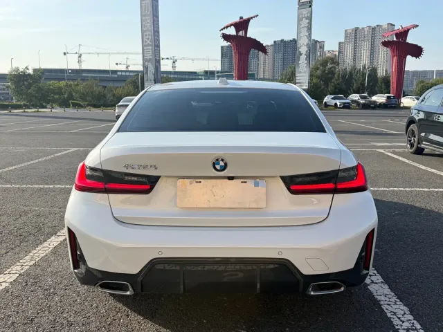 BMW 3 Series — Фото автомобиля 5