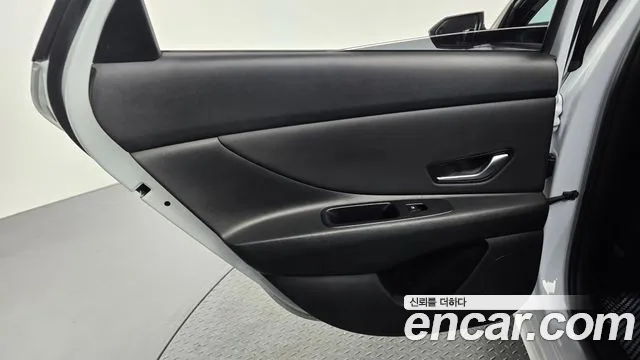 Hyundai AVANTE Новый Avante (CN7) — Фото автомобиля 7