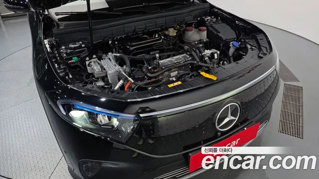 Mercedes-Benz EQB X243 — Фото автомобиля 6
