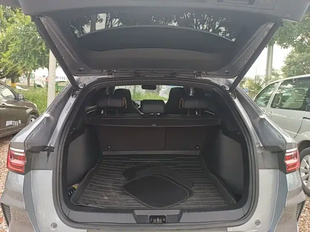 BYD Song PLUS — Фото автомобиля 18