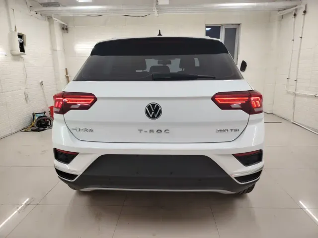 Volkswagen T-Roc — Фото автомобиля 5