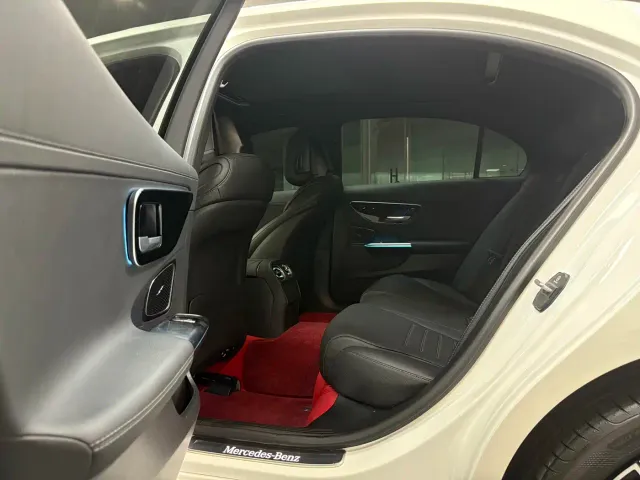Mercedes-Benz C-Class — Фото автомобиля 11