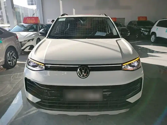 Volkswagen Tharu — Фото автомобиля 2