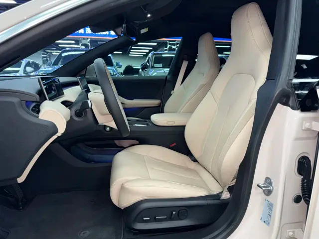 Nio ET5 Touring — Фото автомобиля 8