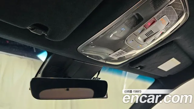 Genesis GV70 2.5T Бензин AWD — Фото автомобиля 4