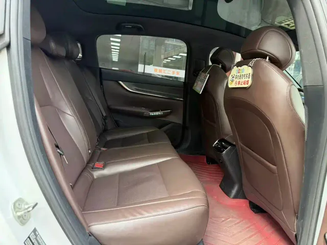 Changan Qiyuan A07 — Фото автомобиля 7