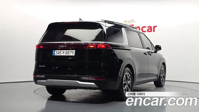 Kia Canival Carnival 4 поколение Дизель 9 мест Prestige — Фото автомобиля 2