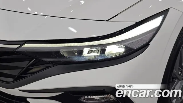 Hyundai AVANTE Новый Avante (CN7) — Фото автомобиля 21