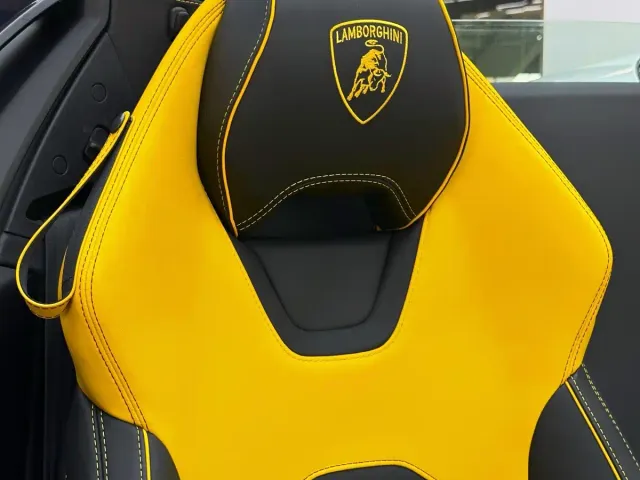 Lamborghini Huracan — Фото автомобиля 25