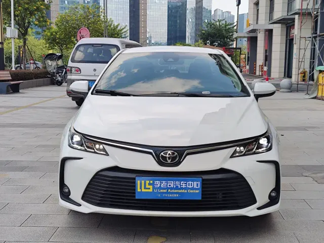 Toyota Corolla — Фото автомобиля 3