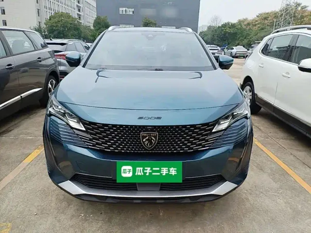 Peugeot 5008 — Фото автомобиля 2
