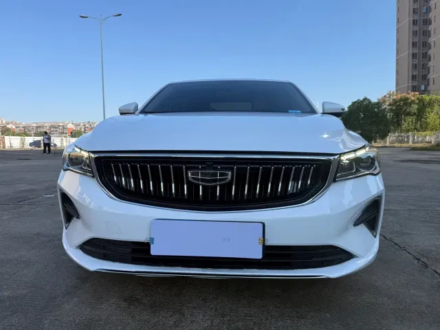Geely Emgrand — Фото автомобиля 2