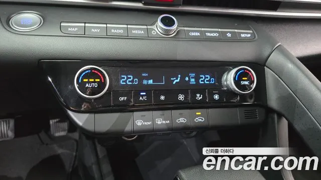Hyundai Avante CN7 — Фото автомобиля 30