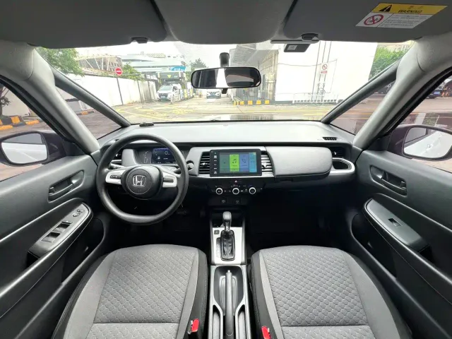 Honda Fit — Фото автомобиля 6