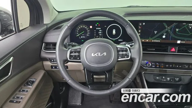 Kia Carnival Generation 4 — Фото автомобиля 13