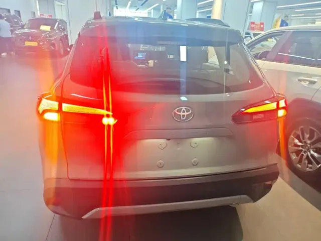 Toyota Corolla Cross — Фото автомобиля 5