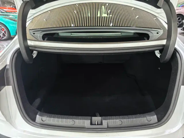 BYD Qin L — Фото автомобиля 18
