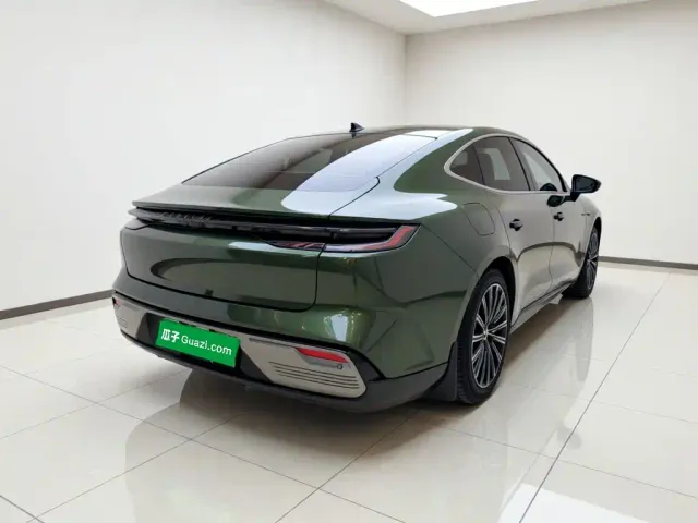 Geely Galaxy Xingyao 8 — Фото автомобиля 6