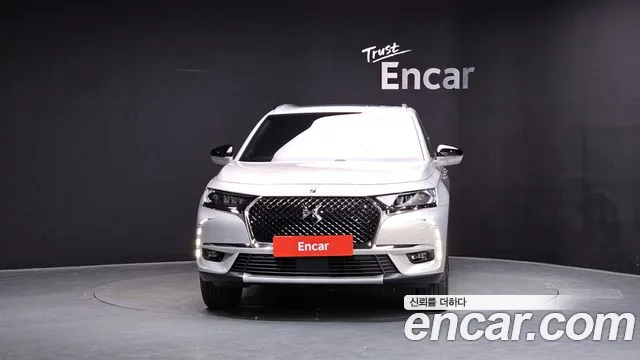 Citroen-DS DS7 — Фото автомобиля 3