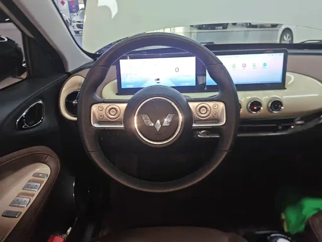 Wuling Bingo — Фото автомобиля 10