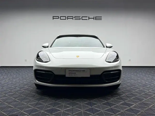 Porsche Panamera — Фото автомобиля 6