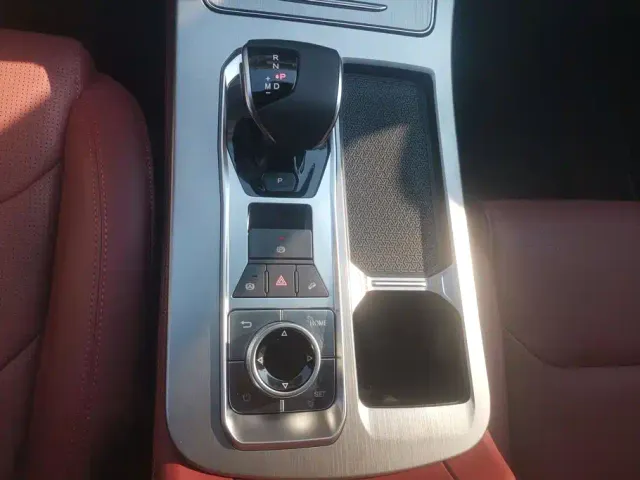 Jetour X70 Plus — Фото автомобиля 16