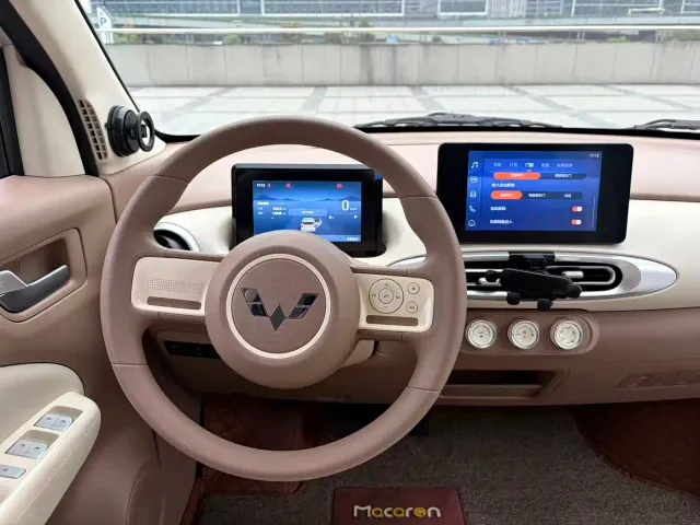 Wuling Hongguang Mini EV — Фото автомобиля 16