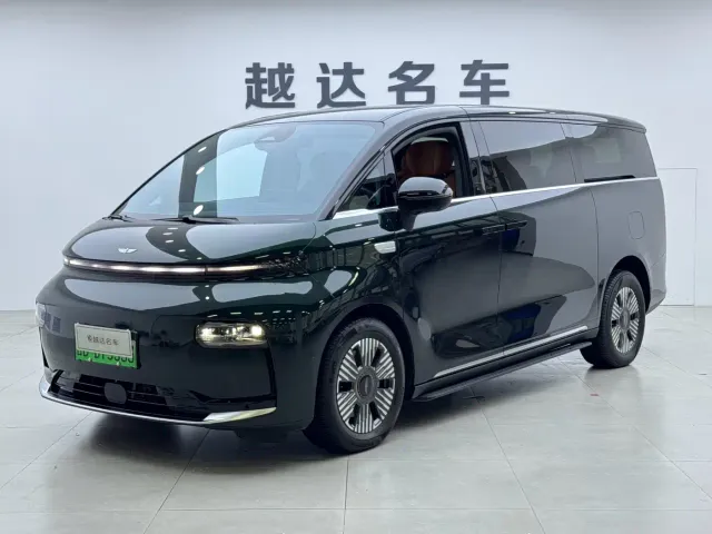 Фотография автомобиля — Geely Yizhen L380