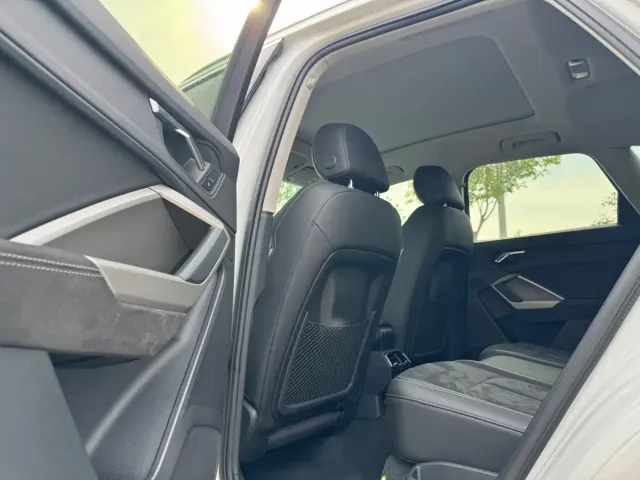 Audi Q3 — Фото автомобиля 11