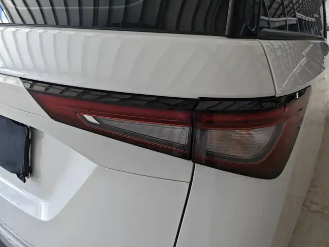 Wuling Jiachen — Фото автомобиля 7