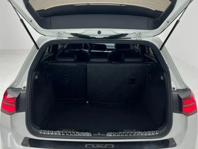Volkswagen Golf — Фото автомобиля 22