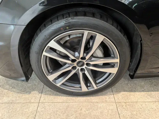 Audi A6L — Фото автомобиля 15