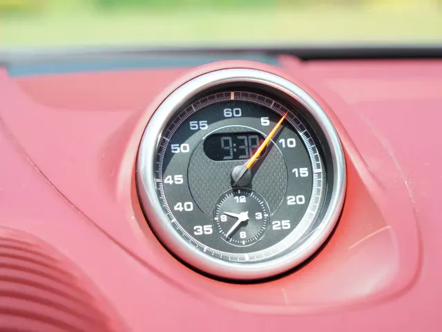 Porsche 718 — Фото автомобиля 10